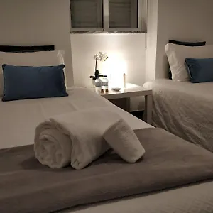 sleep-go-faro-airport-guest-house.hotelaalgarve.com/